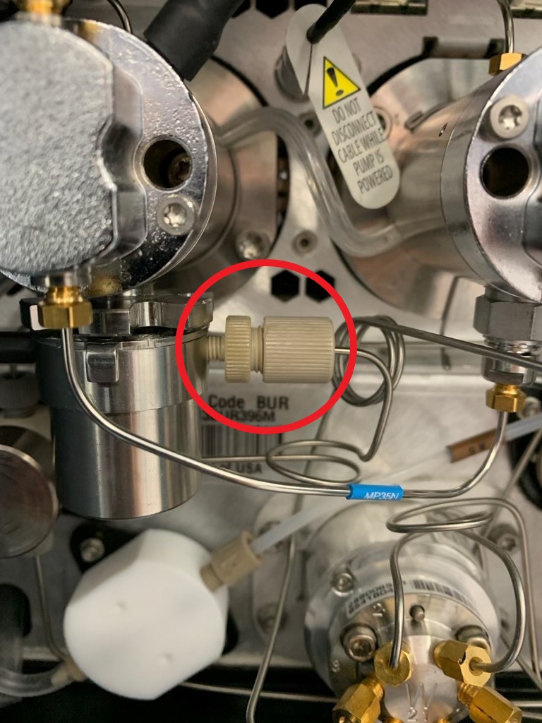 filter frit in I2V valve.jpg